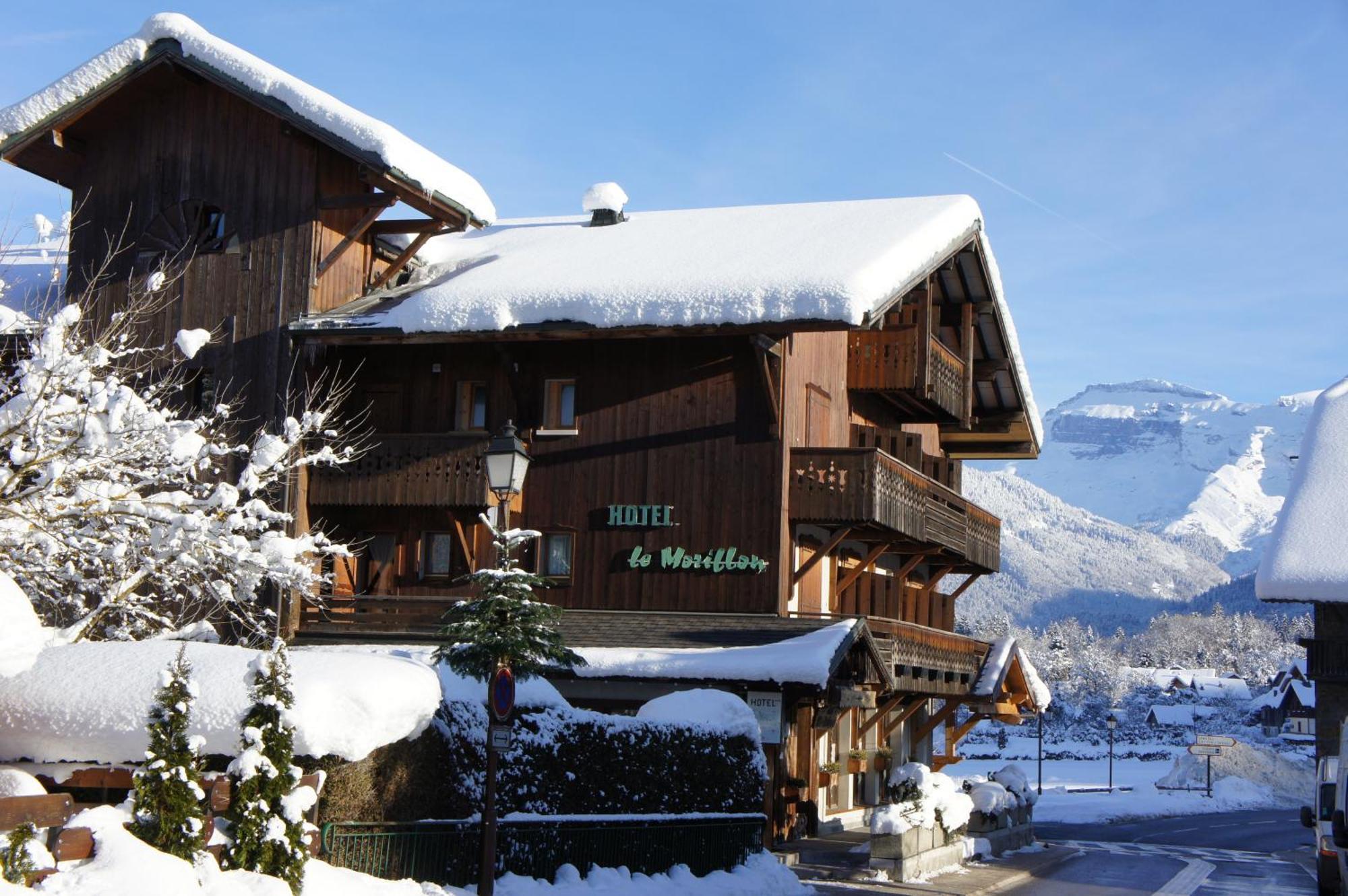 Hotel-Spa Le Morillon Charme & Caractere Exterior foto