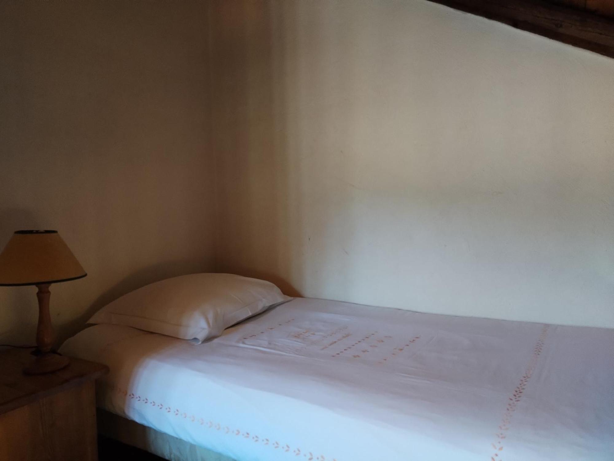Hotel-Spa Le Morillon Charme & Caractere Exterior foto